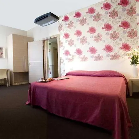 Key Hotell 3*