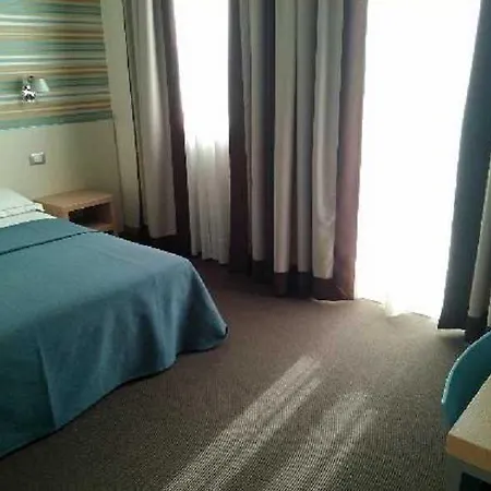 Key فندق فيتشنزا